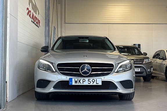 Mercedes-Benz C220 d 3 of 22
