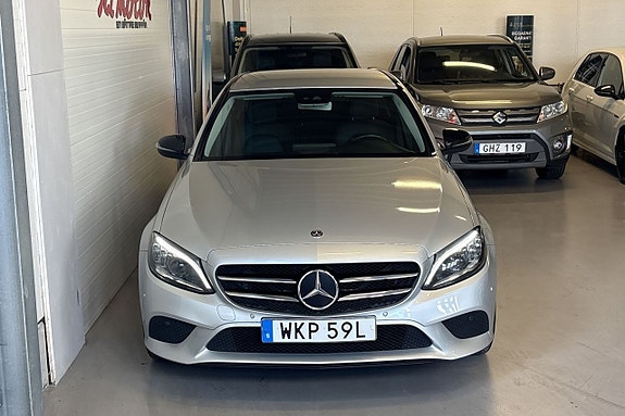 Mercedes-Benz C220 d 4 of 22