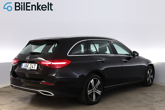 Mercedes-Benz C300 3 of 29