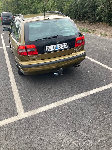 Volvo V40 11 of 11