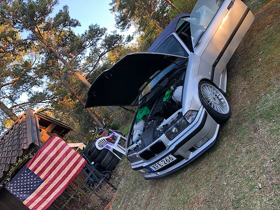 BMW 328i 8 of 8