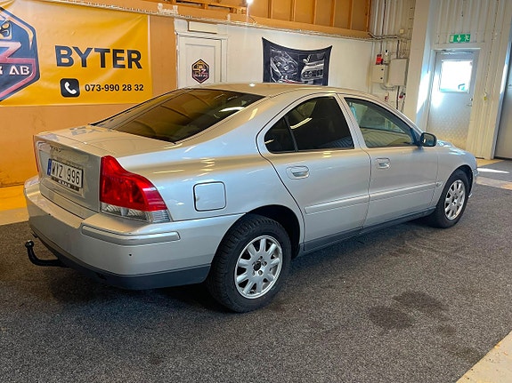 Volvo S60 5 of 9