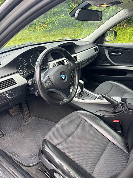 BMW 318d 4 of 7