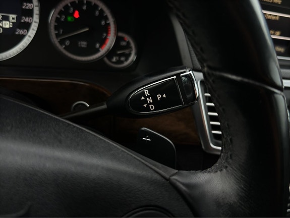 Mercedes-Benz E350 16 of 27