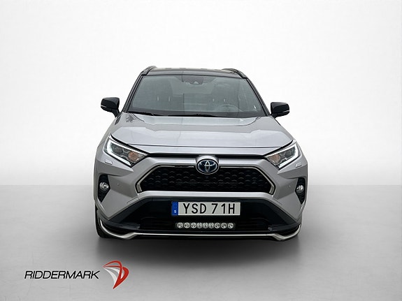 Toyota RAV4 2 of 30