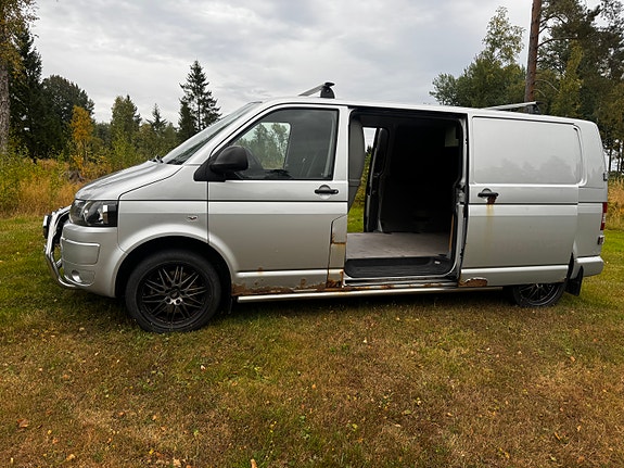 Volkswagen Transporter 2 of 4