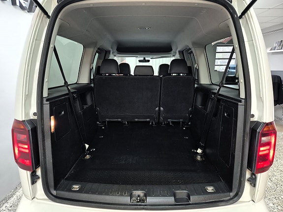 Volkswagen Caddy Maxi 7 of 30