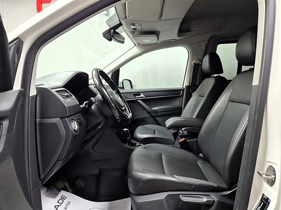Volkswagen Caddy Maxi 10 of 30