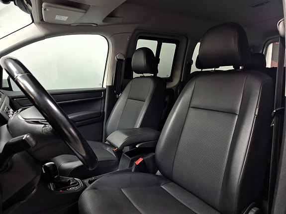 Volkswagen Caddy Maxi 9 of 30