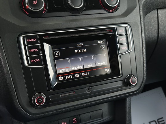 Volkswagen Caddy Maxi 19 of 30