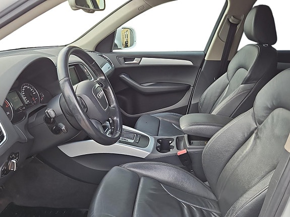 Audi Q5 6 of 8