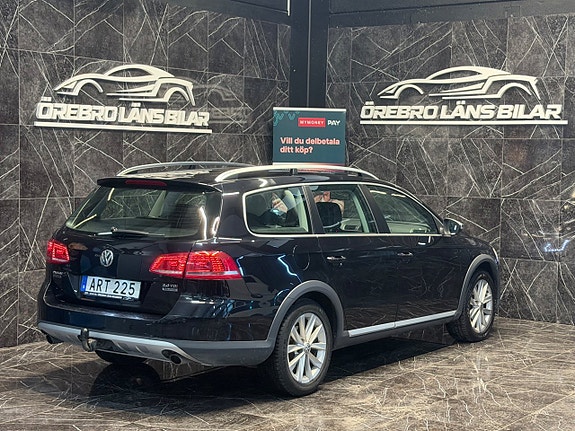 Volkswagen Passat Alltrack 8 of 19