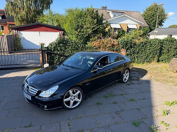 Mercedes-Benz CLS63 2 of 14