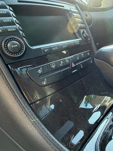 Mercedes-Benz CLS63 12 of 14