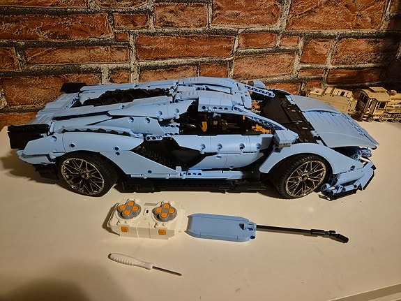 Product image 1 of 3