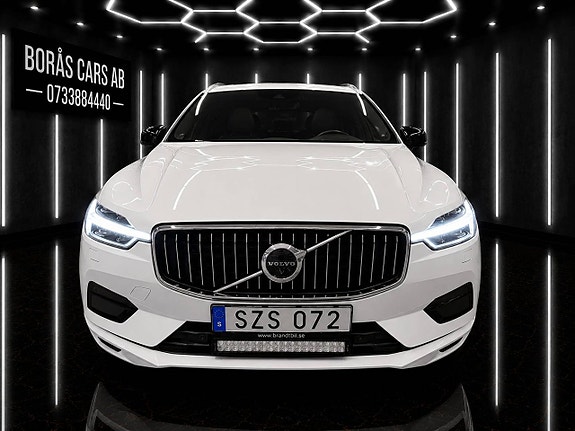 Volvo XC60 2 of 15