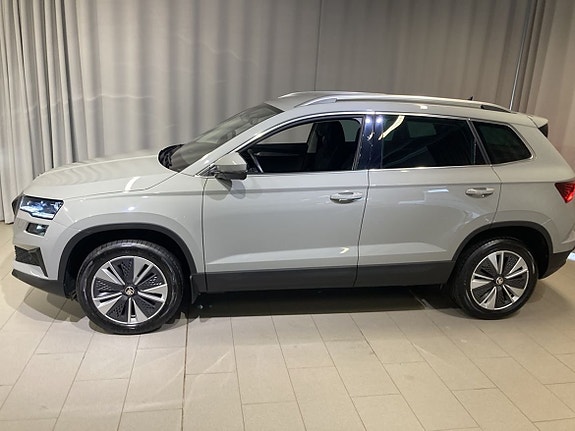 Skoda Karoq 2 of 17