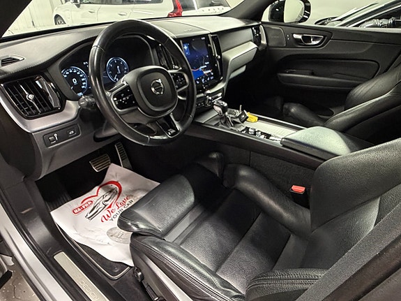 Volvo XC60 23 of 29