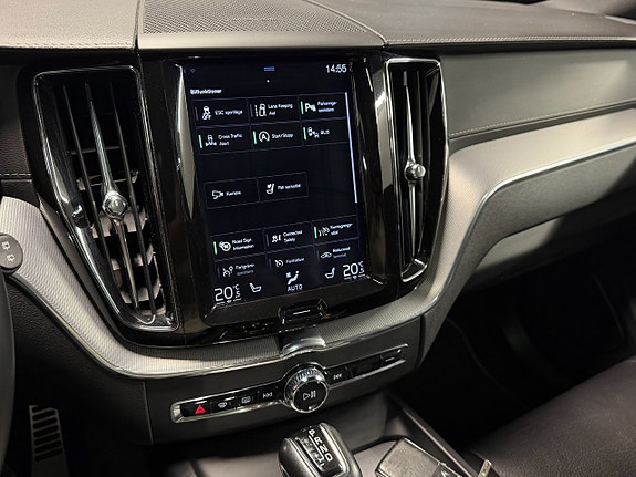 Volvo XC60 16 of 29