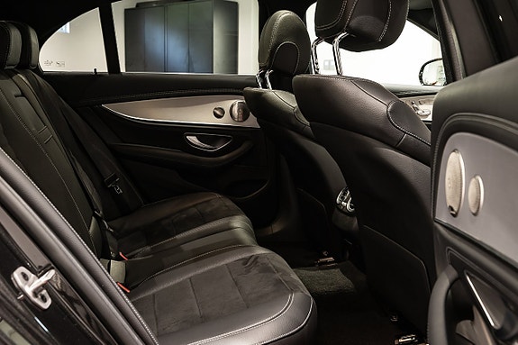 Mercedes-Benz E300 de 9 of 18