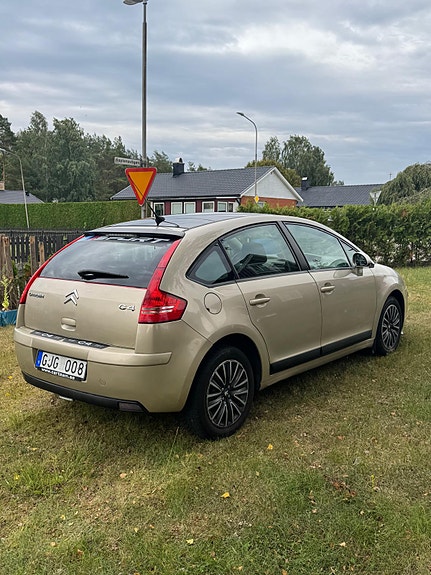 Citroen C4 5 of 12