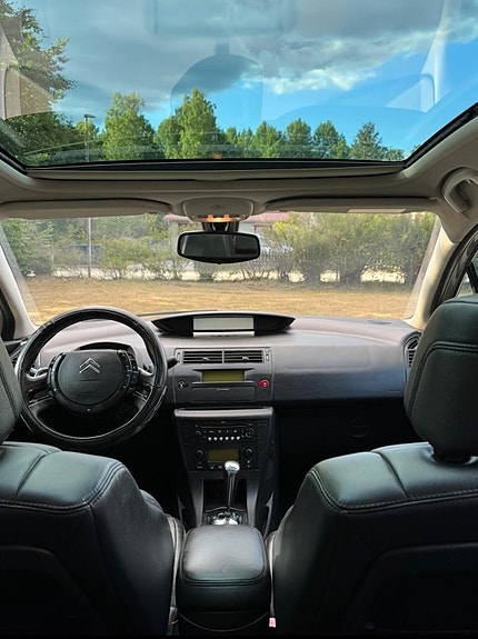 Citroen C4 8 of 12