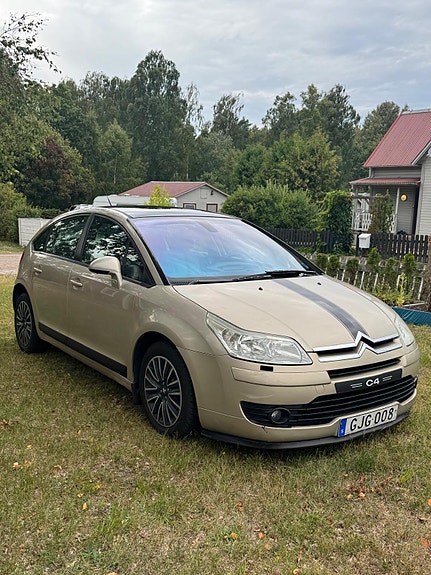 Citroen C4 3 of 12