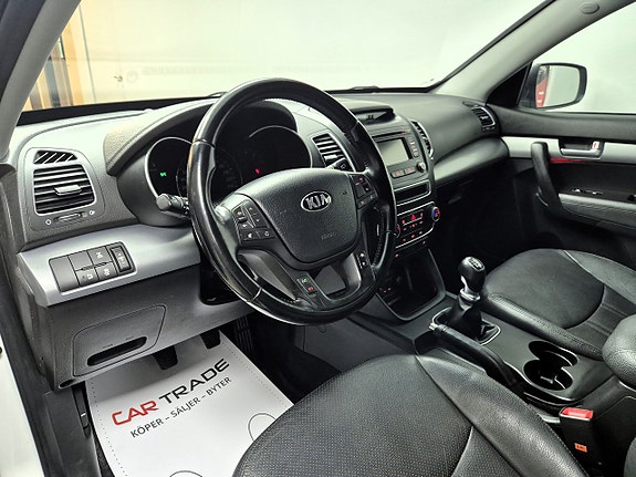 Kia Sorento 13 of 26