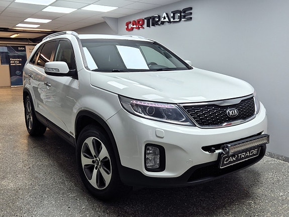Kia Sorento 3 of 26