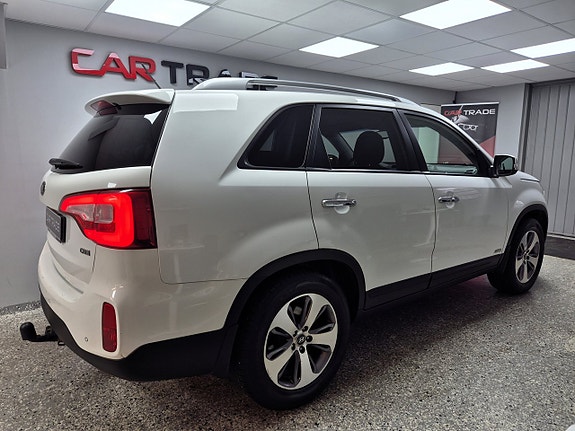 Kia Sorento 5 of 26