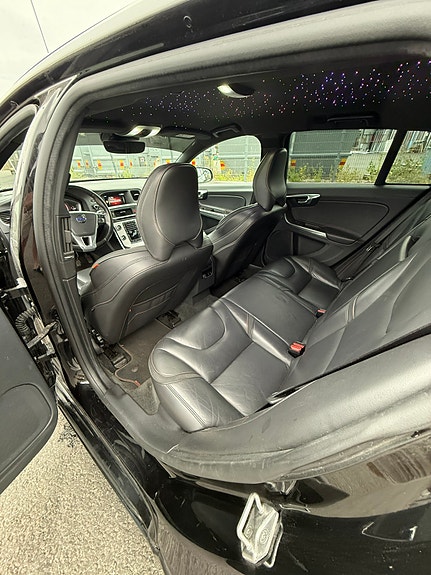 Volvo V60 7 of 9