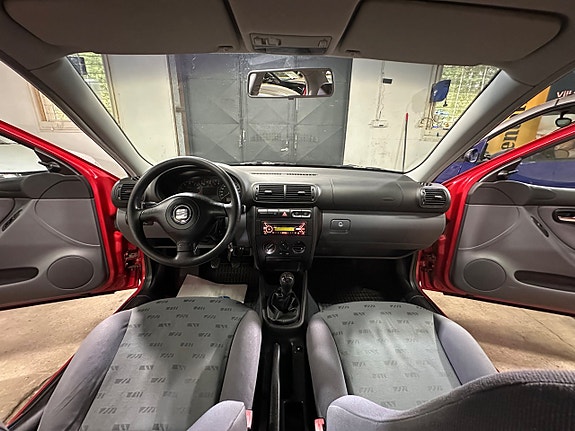 Seat Leon 12 of 28