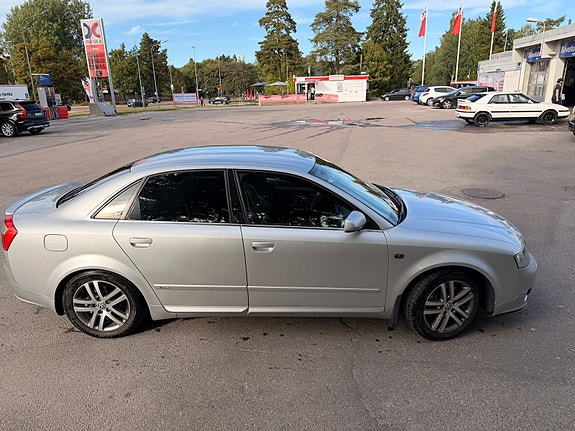 Audi A4 5 of 11