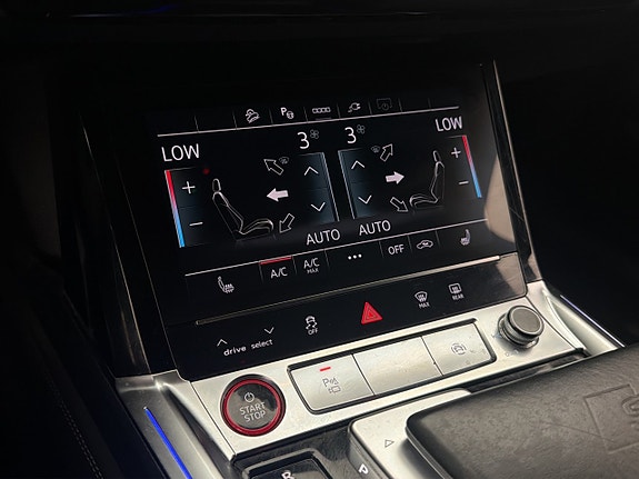 Audi e-tron S 27 of 30