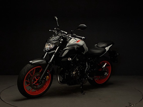 Yamaha MT-07 - Sänkt chassie 3 of 6