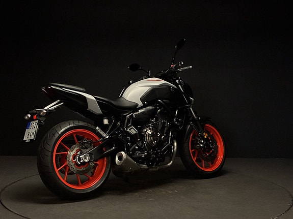 Yamaha MT-07 - Sänkt chassie 5 of 6