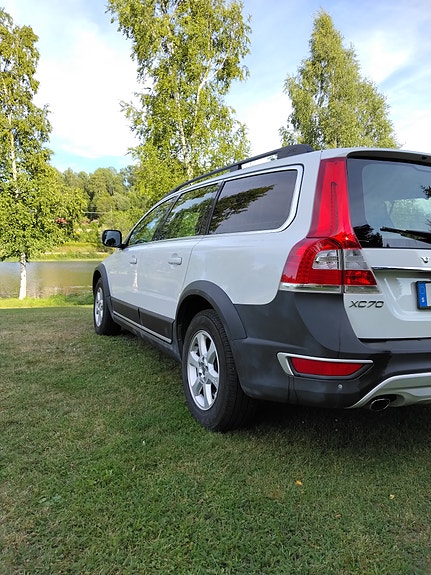 Volvo XC70 8 of 15