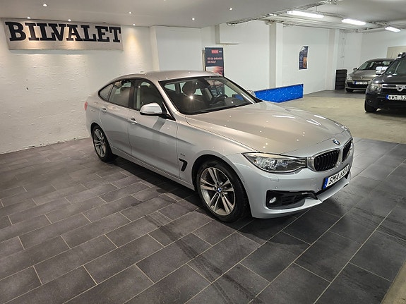 BMW 320d 3 of 17