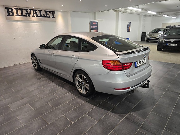 BMW 320d 6 of 17