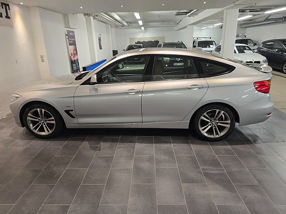 BMW 320d 7 of 17