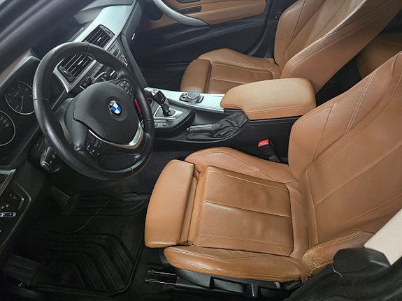 BMW 320d 9 of 17