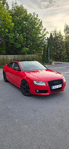 Audi A5 2 of 6
