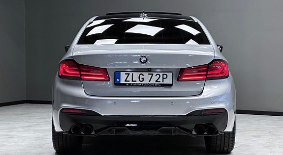 BMW 530e 4 of 17