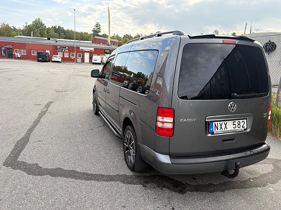 Volkswagen Caddy Maxi 10 of 11
