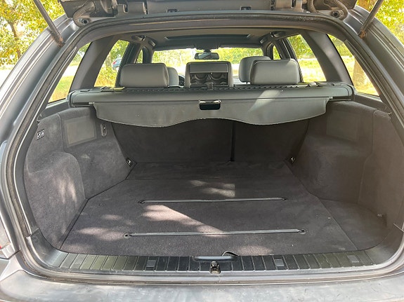 BMW 325i 12 of 18