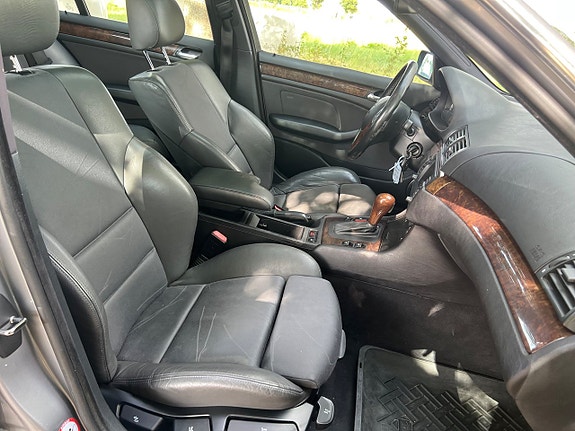 BMW 325i 10 of 18