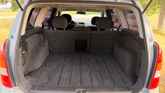 Opel Astra 14 of 15