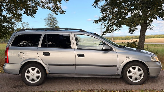 Opel Astra 7 of 15