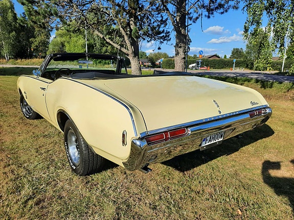 Oldsmobile Cutlass 5 of 27