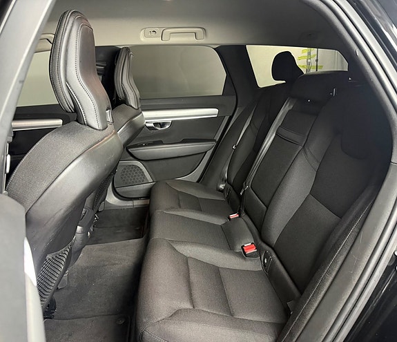 Volvo V90 11 of 11